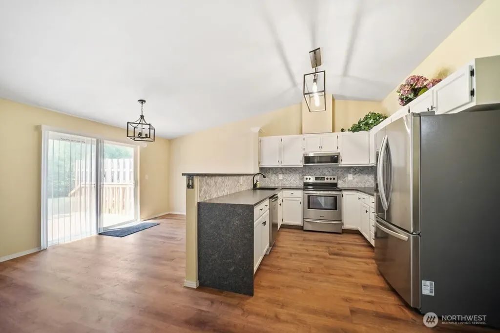 5904 157th Street Court E Puyallup WA 98375