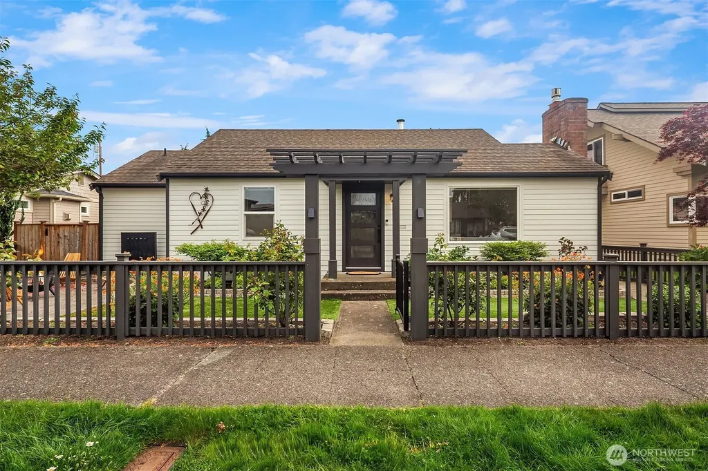 618 Alder Street Edmonds WA 98020