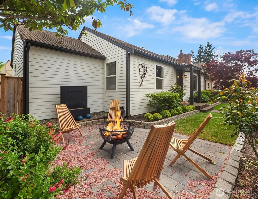 618 Alder Street Edmonds WA 98020