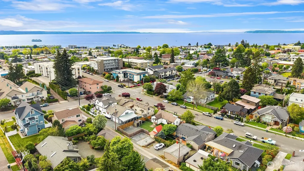 618 Alder Street Edmonds WA 98020
