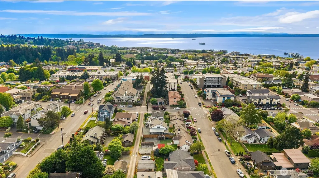 618 Alder Street Edmonds WA 98020
