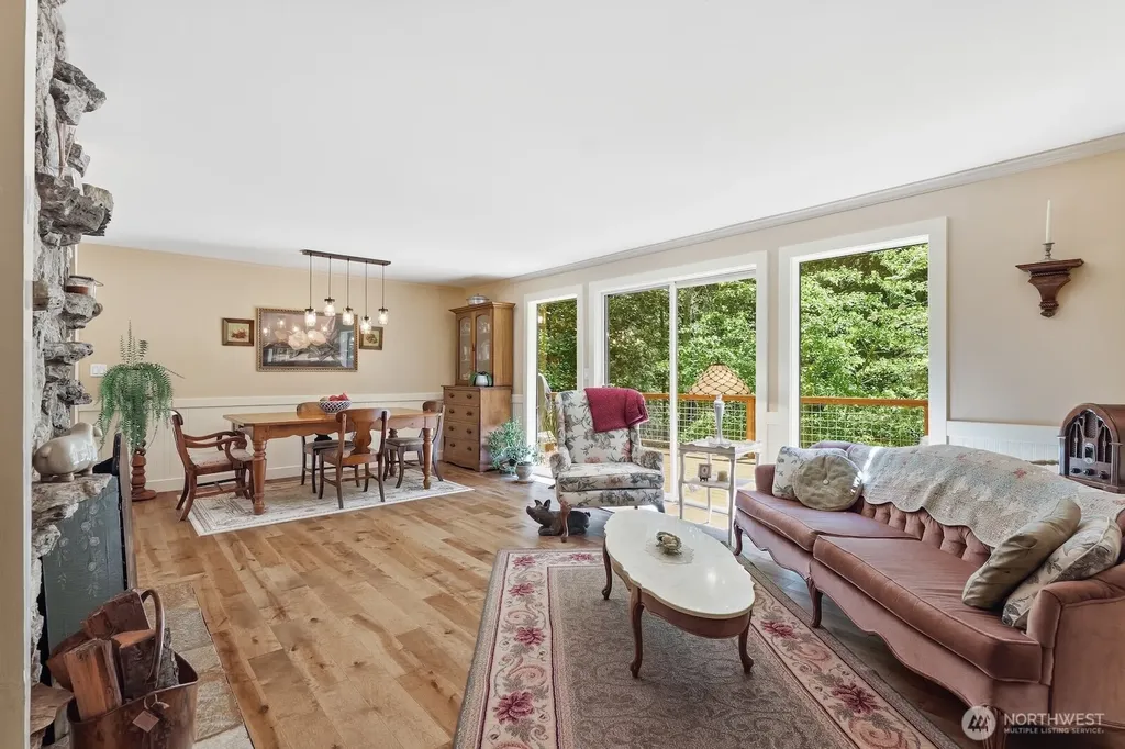 6922 232nd Avenue NE Redmond WA 98053