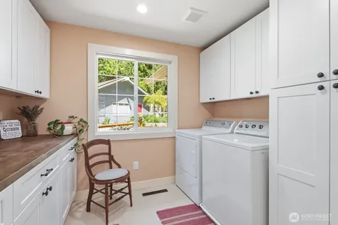 6922 232nd Avenue NE Redmond WA 98053