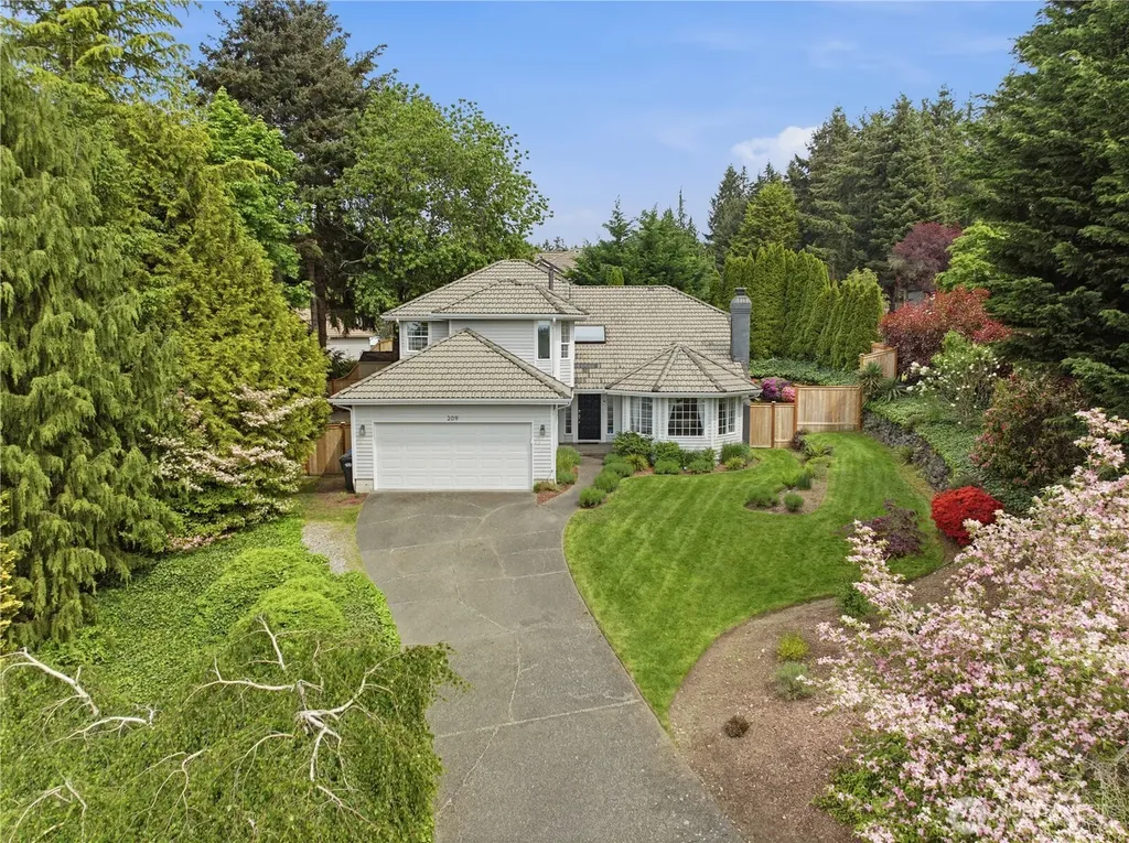 209 Casey Court Steilacoom WA 98388