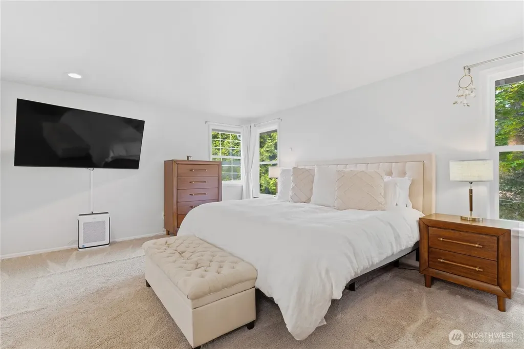 209 Casey Court Steilacoom WA 98388