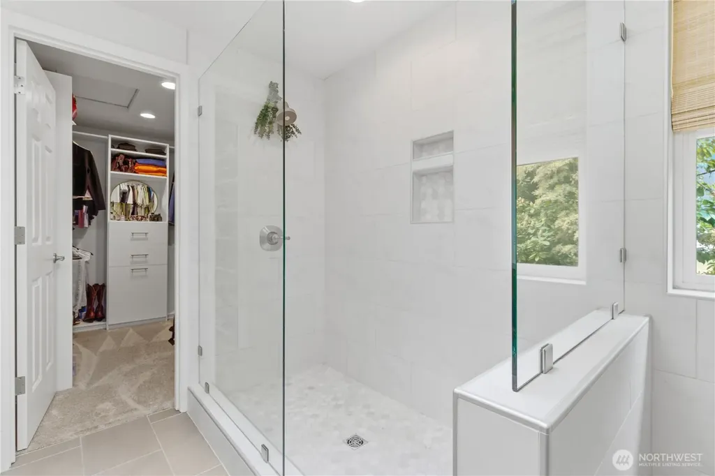 209 Casey Court Steilacoom WA 98388