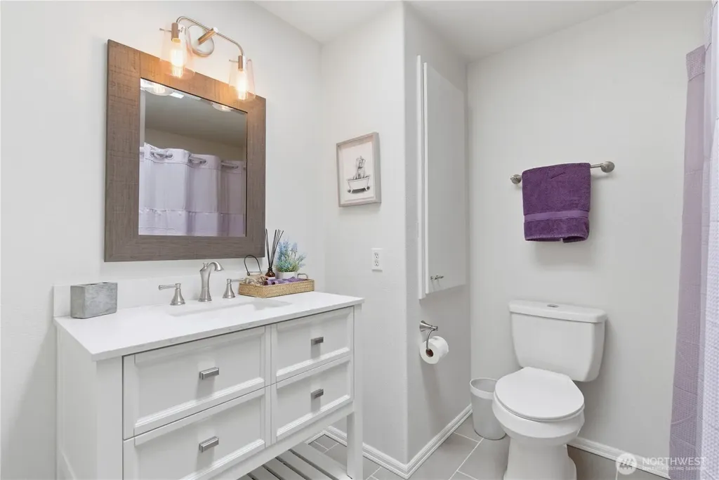 209 Casey Court Steilacoom WA 98388