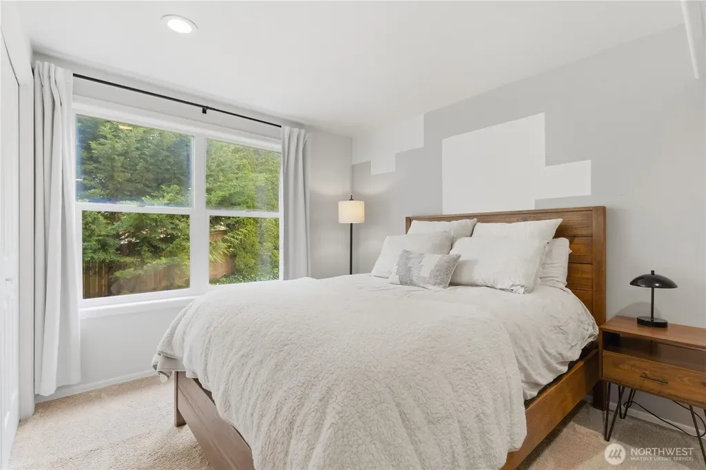 209 Casey Court Steilacoom WA 98388