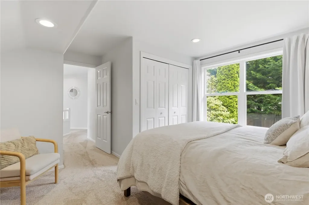 209 Casey Court Steilacoom WA 98388