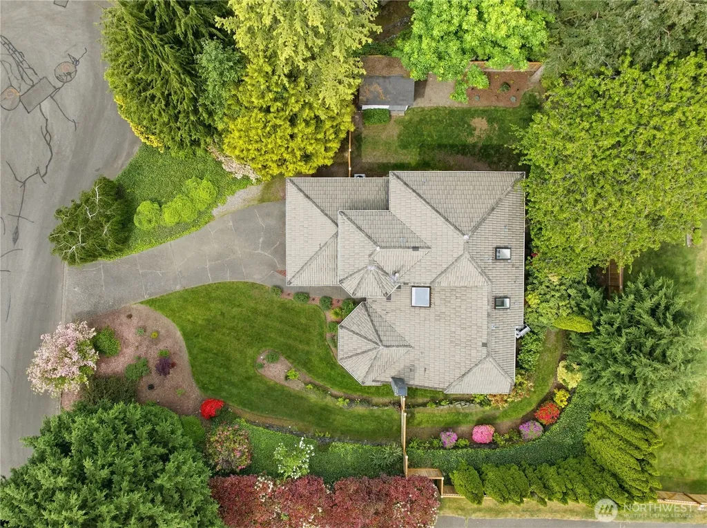 209 Casey Court Steilacoom WA 98388