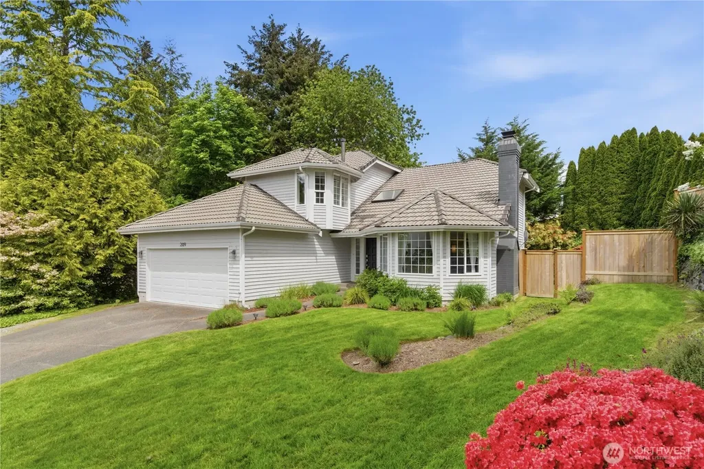 209 Casey Court Steilacoom WA 98388