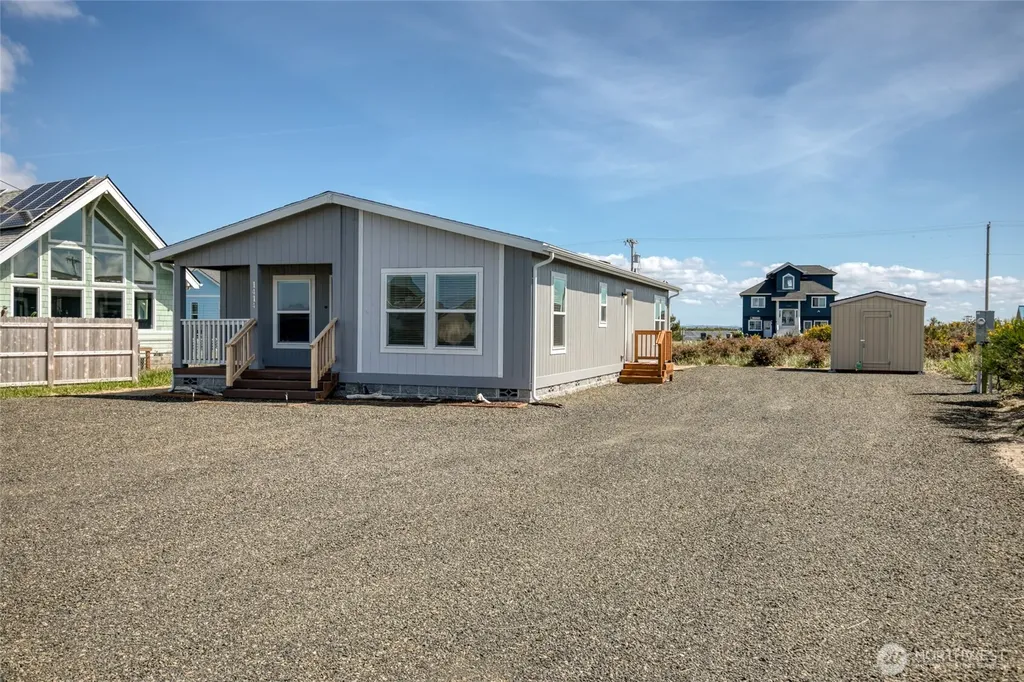 1414 Storm King Avenue SW Ocean Shores WA 98569