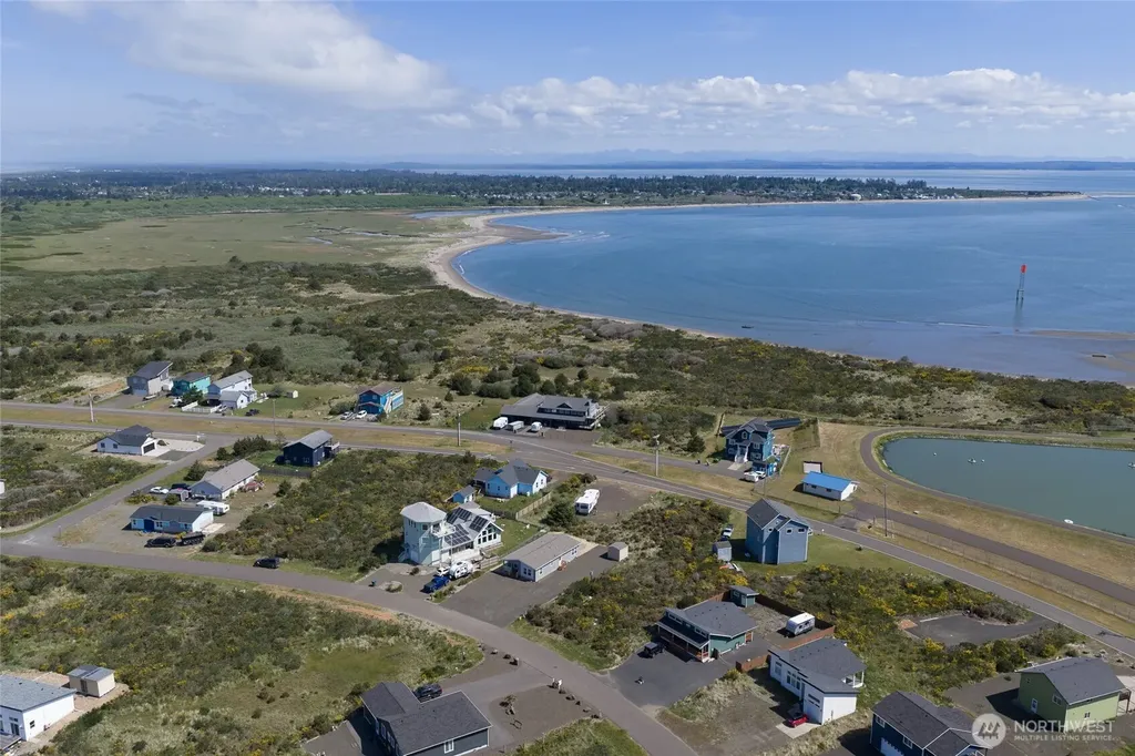 1414 Storm King Avenue SW Ocean Shores WA 98569