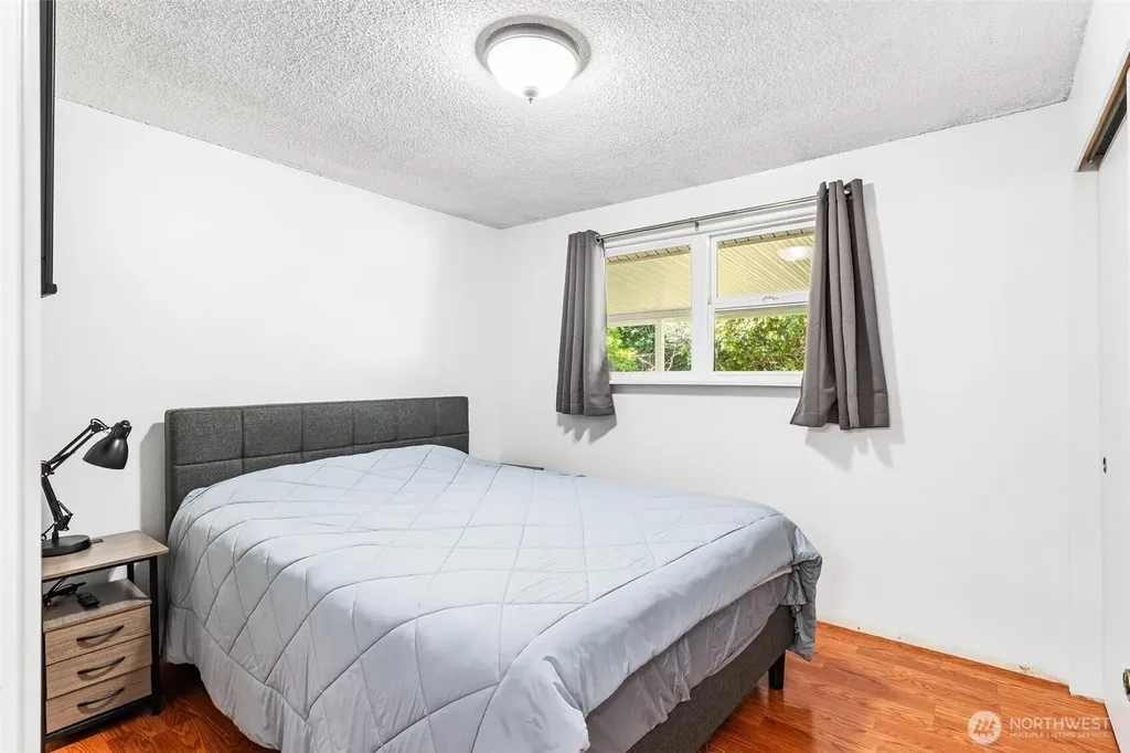 35803 13th Avenue SW Federal Way WA 98023
