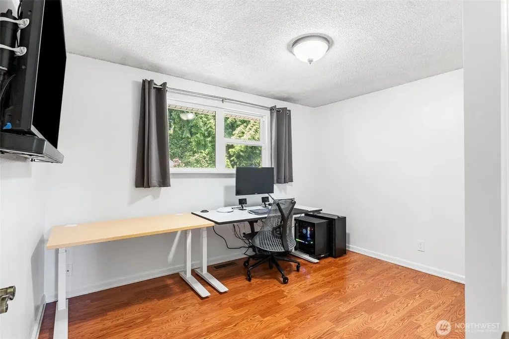 35803 13th Avenue SW Federal Way WA 98023