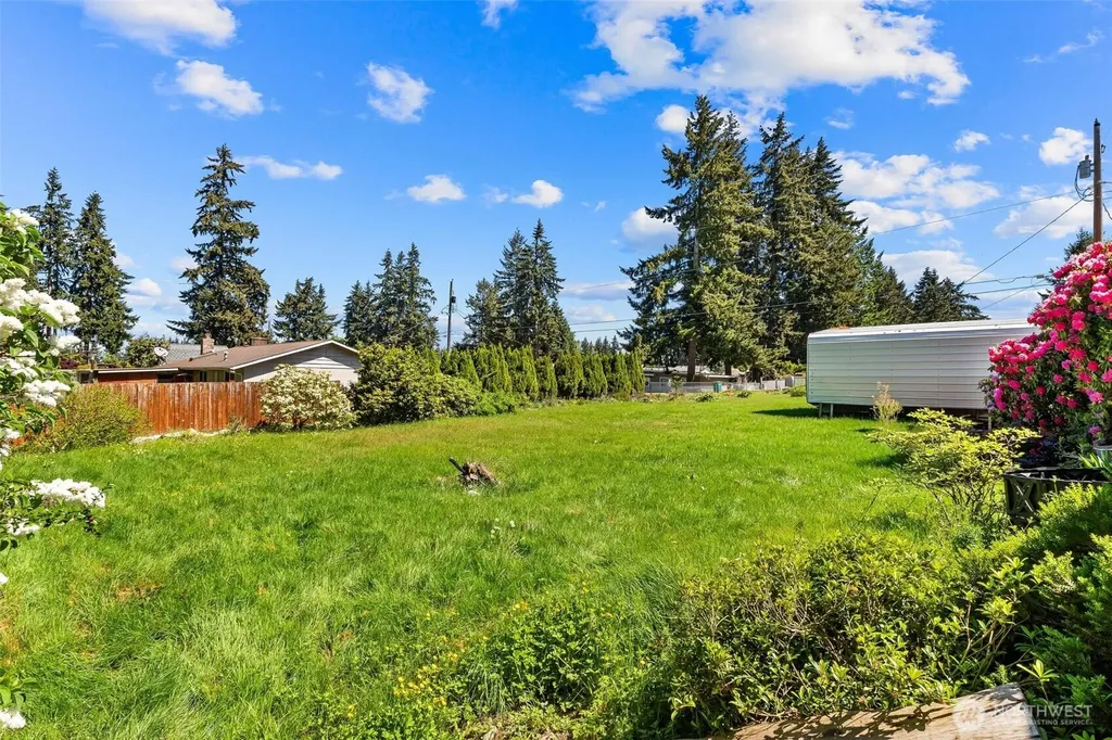 35803 13th Avenue SW Federal Way WA 98023
