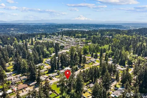 35803 13th Avenue SW Federal Way WA 98023