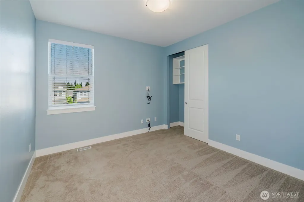 23621 SE 269th Court Maple Valley WA 98038