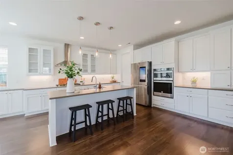 23621 SE 269th Court Maple Valley WA 98038