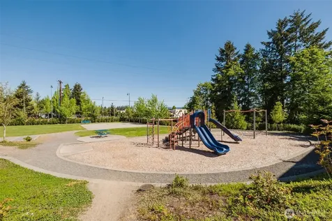23621 SE 269th Court Maple Valley WA 98038