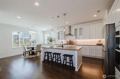 23621 SE 269th Court Maple Valley WA 98038