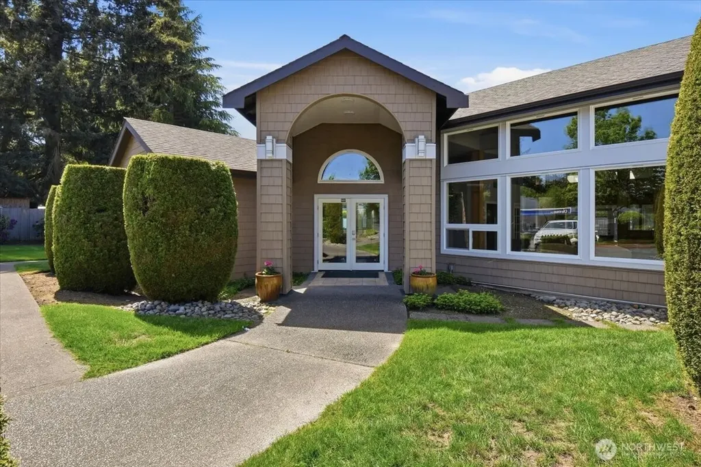 26209 116th Avenue SE Kent WA 98030