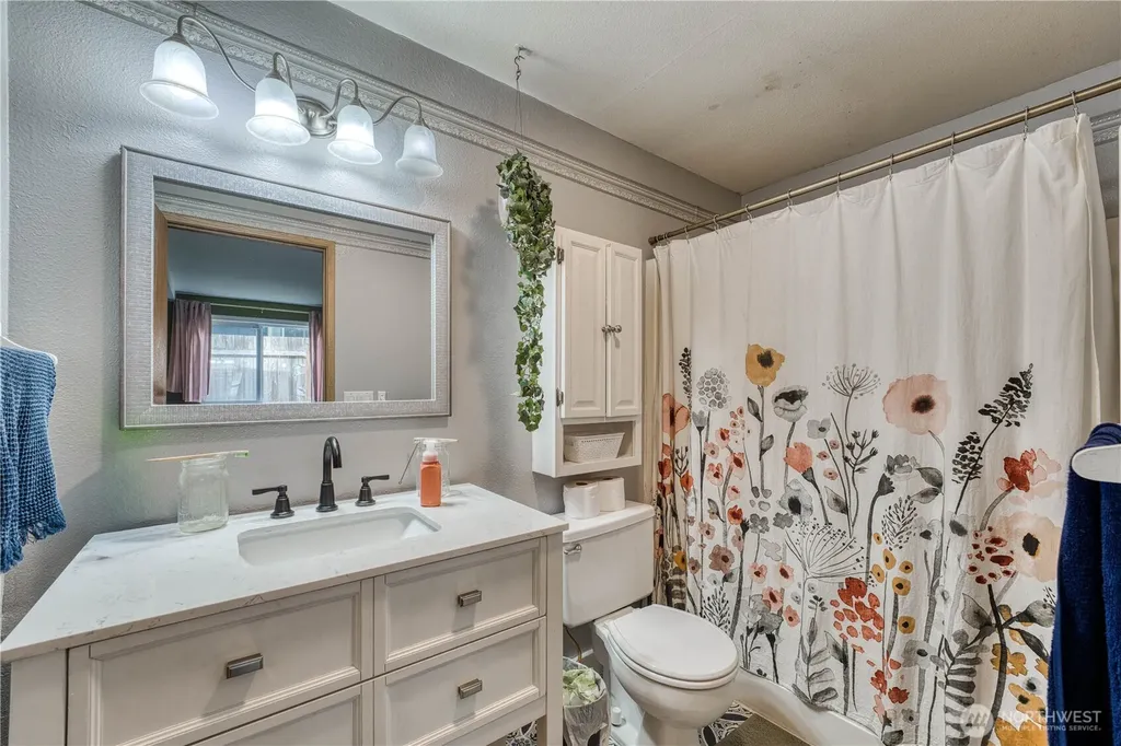 4311 NW Elkhorn Trail Bremerton WA 98312