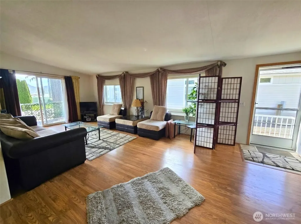 921 Autumn Lane Bellingham WA 98229