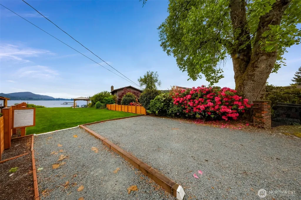921 Autumn Lane Bellingham WA 98229