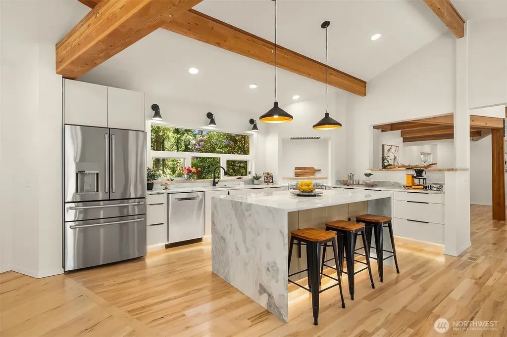 7575 NE New Brooklyn Road Bainbridge Island WA 98110