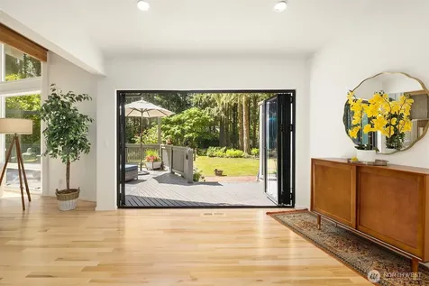 7575 NE New Brooklyn Road Bainbridge Island WA 98110