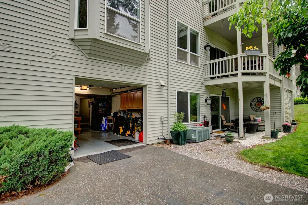 1953 Lake Whatcom Boulevard Bellingham WA 98229