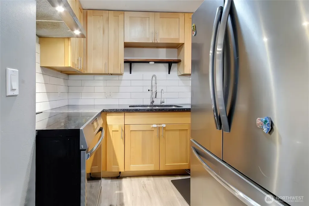 838 Harrington Avenue NE Renton WA 98056