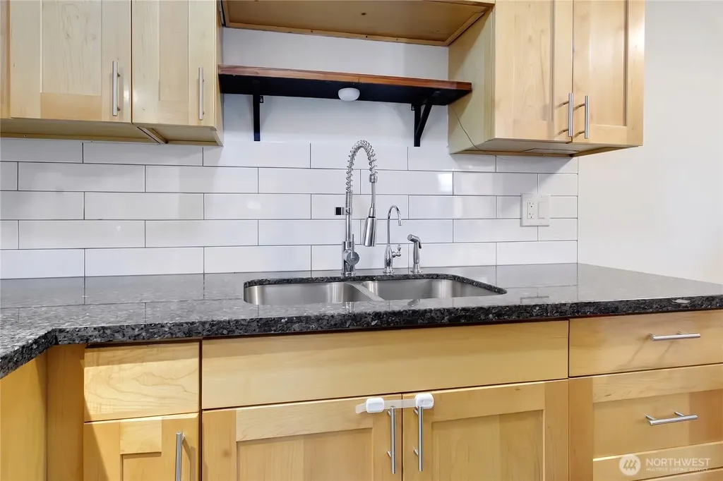 838 Harrington Avenue NE Renton WA 98056