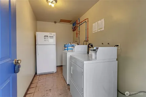 838 Harrington Avenue NE Renton WA 98056