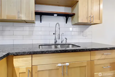 838 Harrington Avenue NE Renton WA 98056