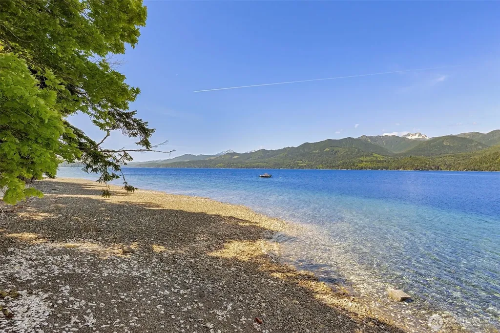 19748 NW Stavis Bay Road Seabeck WA 98380