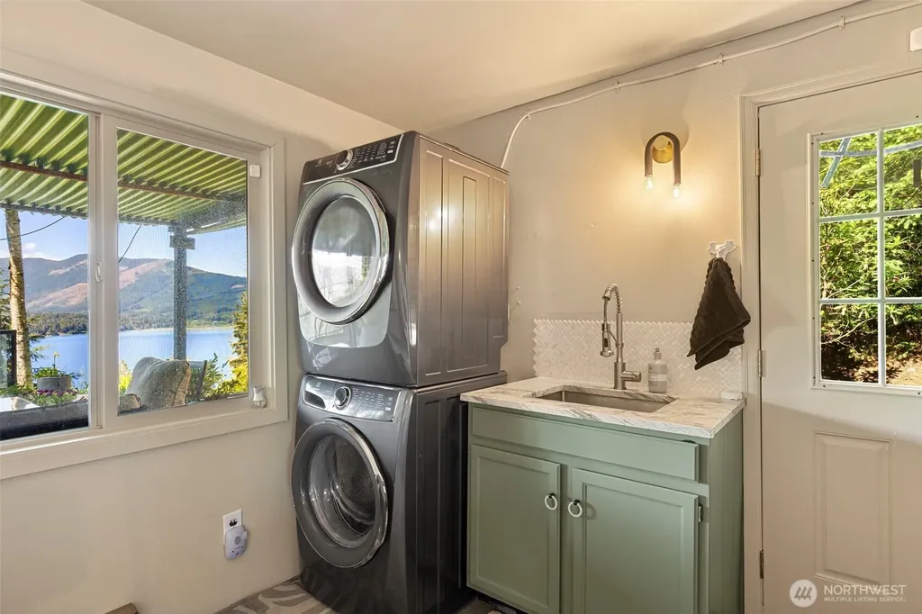 19748 NW Stavis Bay Road Seabeck WA 98380