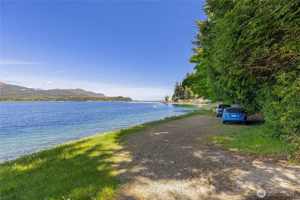 19748 NW Stavis Bay Road Seabeck WA 98380