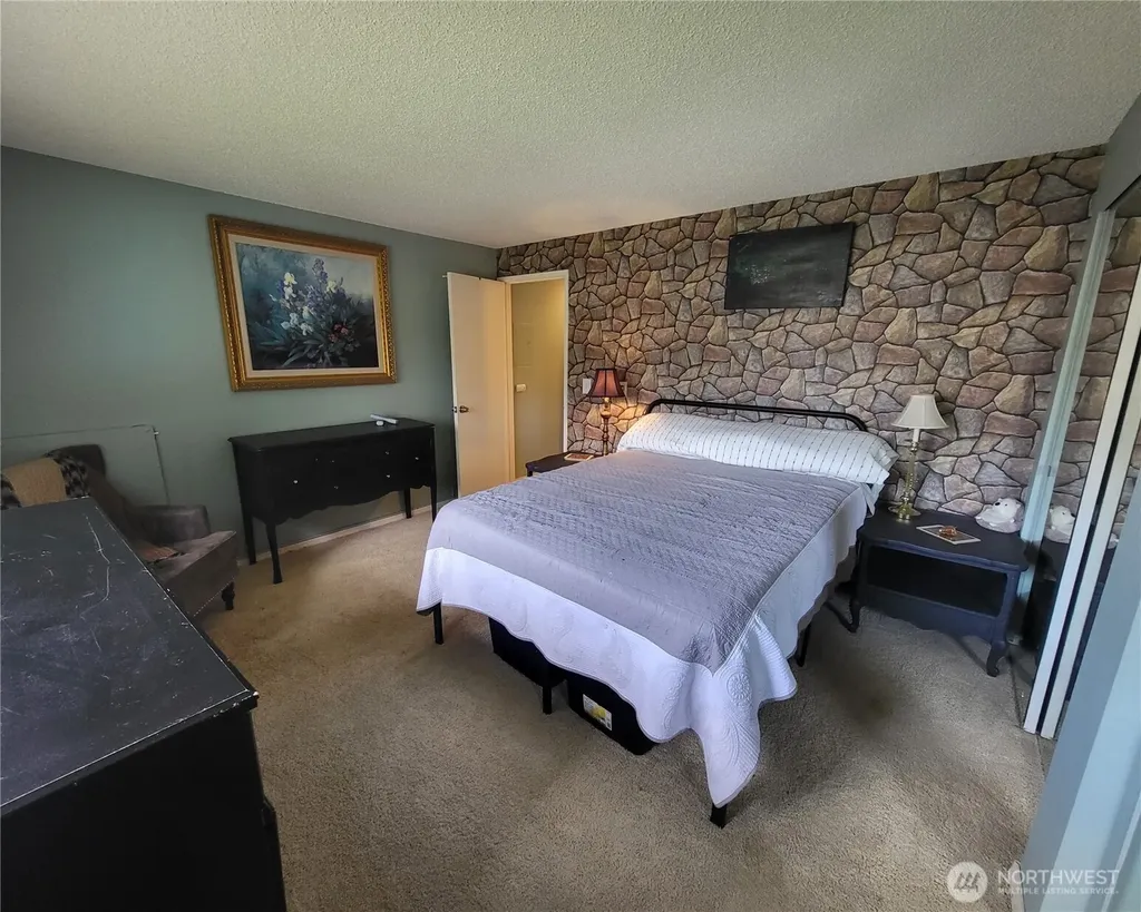 7501 Ruby Drive SW Lakewood WA 98498