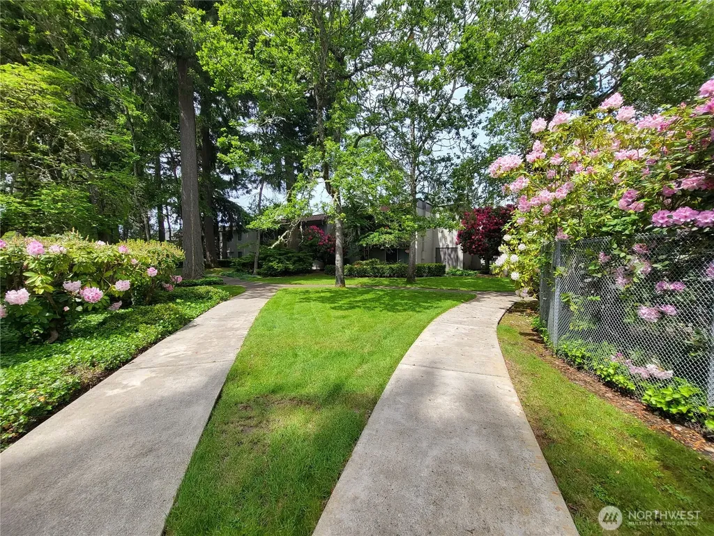 7501 Ruby Drive SW Lakewood WA 98498