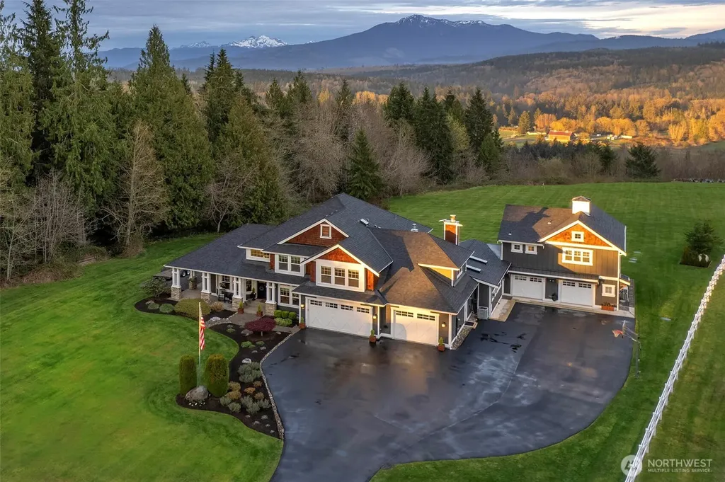 2011 183rd Avenue SE Snohomish WA 98290