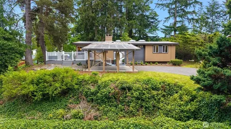 16559 SE 45th Place Bellevue WA 98006