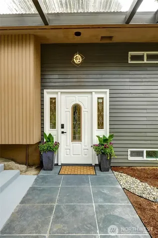 16559 SE 45th Place Bellevue WA 98006