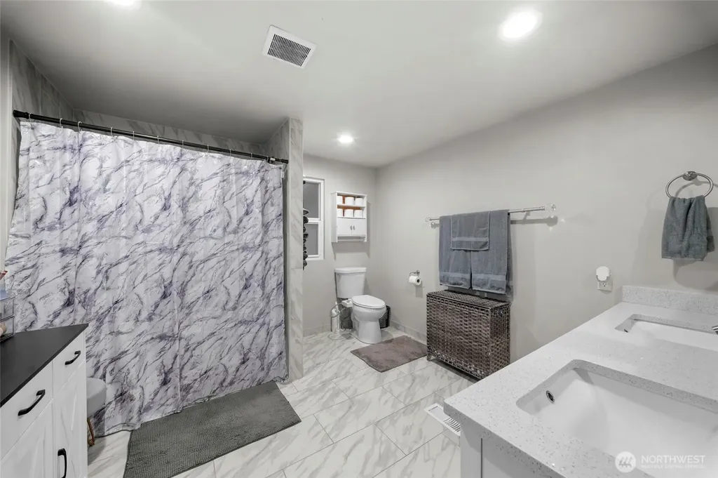 21 Burrows Lane Shelton WA 98584