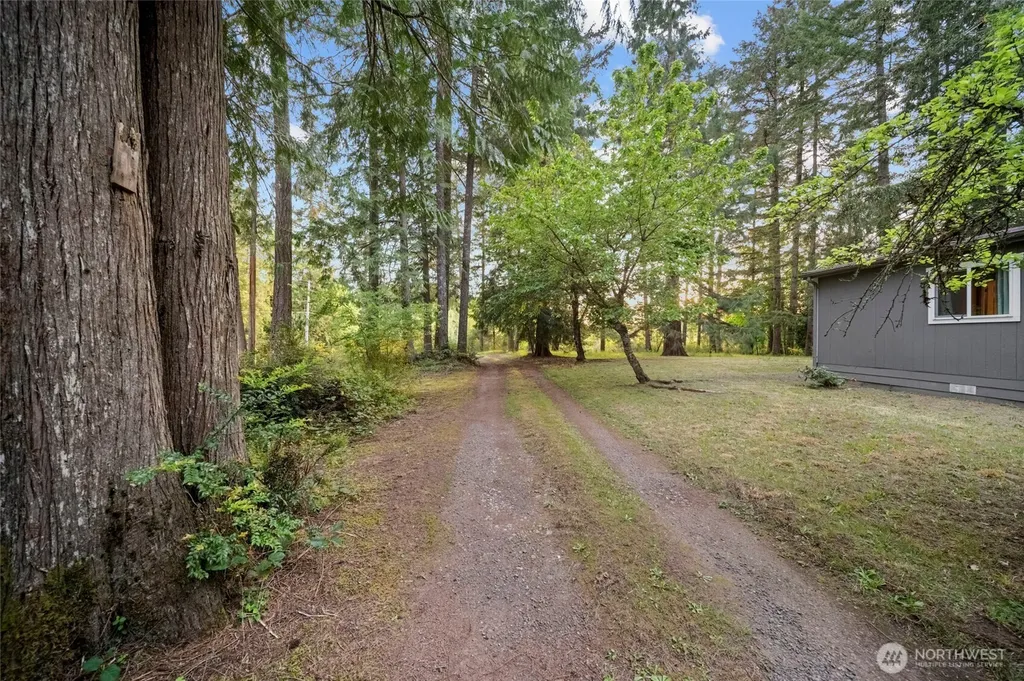 21 Burrows Lane Shelton WA 98584