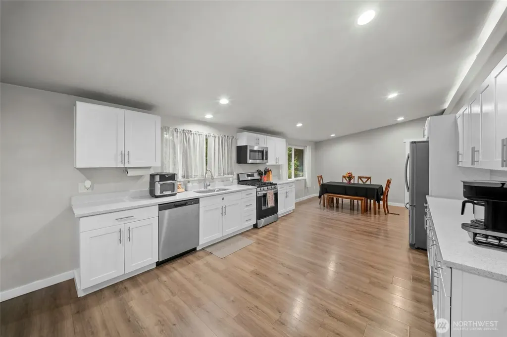 21 Burrows Lane Shelton WA 98584