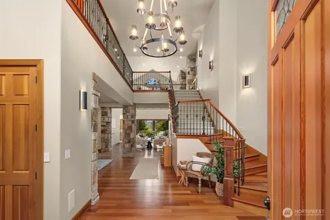 5976 NE Whitmore Way Bainbridge Island WA 98110