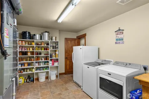 5230 Crum Canyon Road Entiat WA 98822