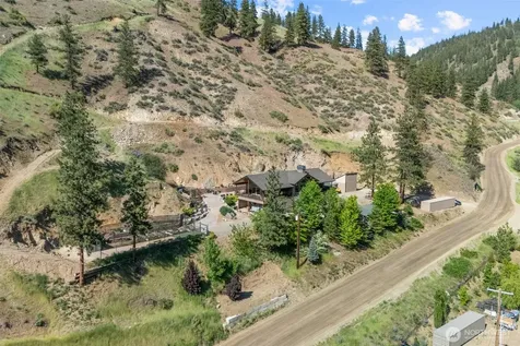 5230 Crum Canyon Road Entiat WA 98822